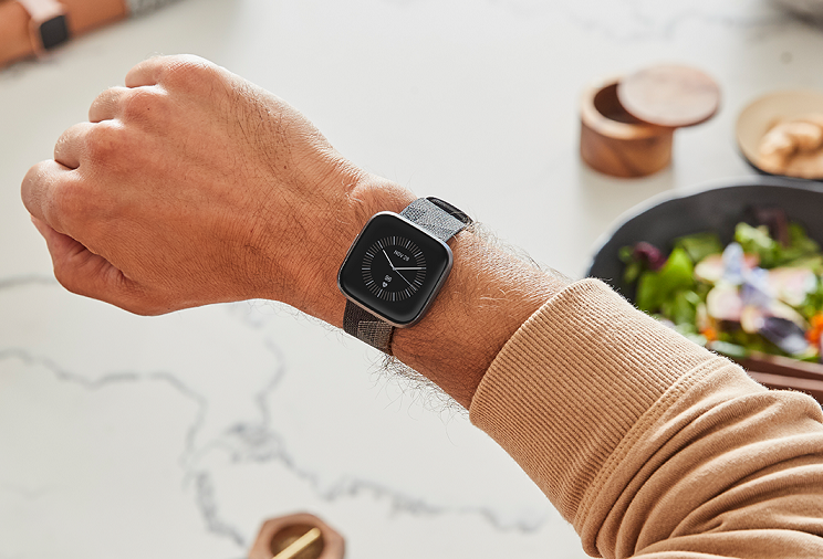 פיטביט מציגה את השעון החכם Fitbit Versa 2